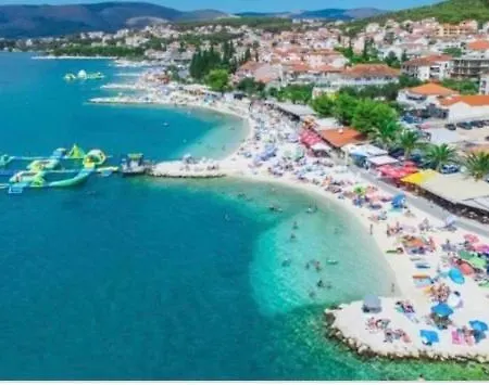 Apartmani-okrug Gornji-ciovo *