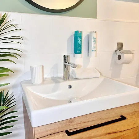 Apartmani-okrug Gornji-ciovo تروغير