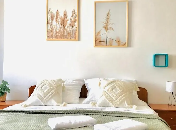 Apartmani-okrug Gornji-ciovo Τρογκίρ