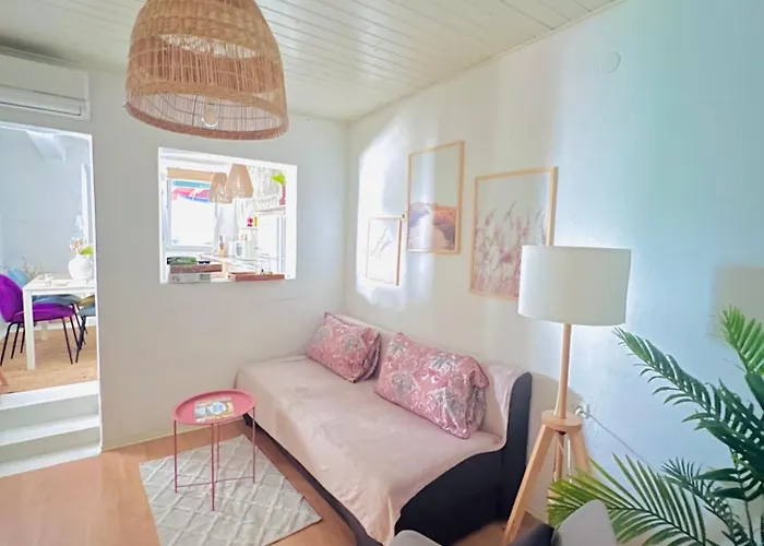 Apartmani-okrug Gornji-ciovo * Τρογκίρ
